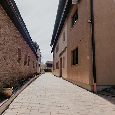 Aparthotel Plevnei1 Клуж-Напока Екстериор снимка